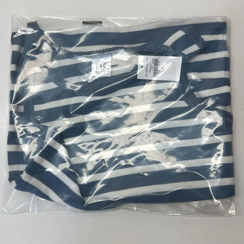 🔥 GAP Blue and White Fitted Tank Top Sz M new with tag